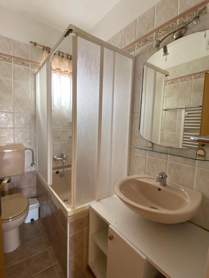 House Rose Apartment Rabac Exterior photo